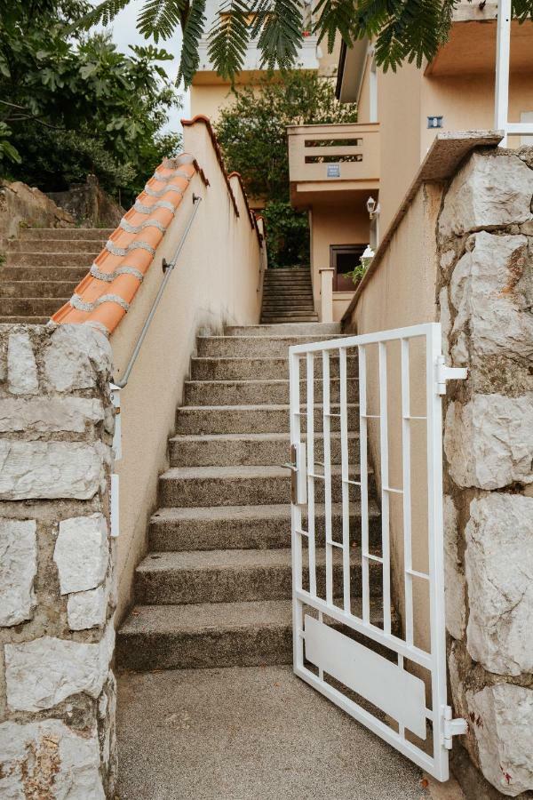 غييكا Apartment Casa Depoli المظهر الخارجي الصورة