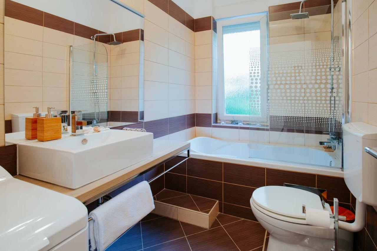 غييكا Apartment Casa Depoli المظهر الخارجي الصورة