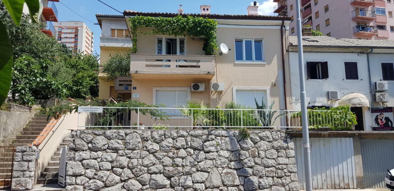 غييكا Apartment Casa Depoli المظهر الخارجي الصورة